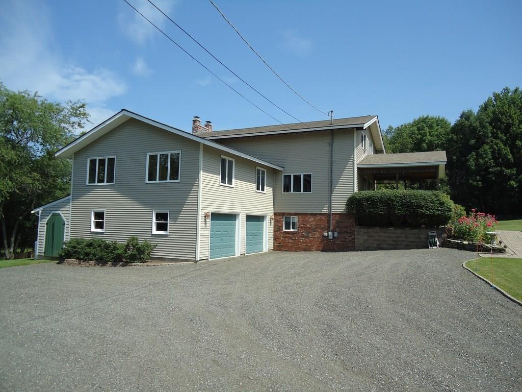 1237 Battle Ridge Road Clinton, ME 04927 - Photo 4 of 35 Photo