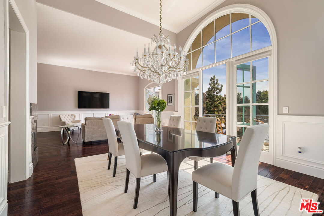 11500 San Vicente Boulevard, Unit 522 Los Angeles, CA 90049 - Photo 6 of 24