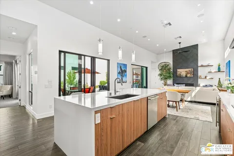 $1,284,900 | 1361 Woodward Way, Palm Springs, CA 92262
