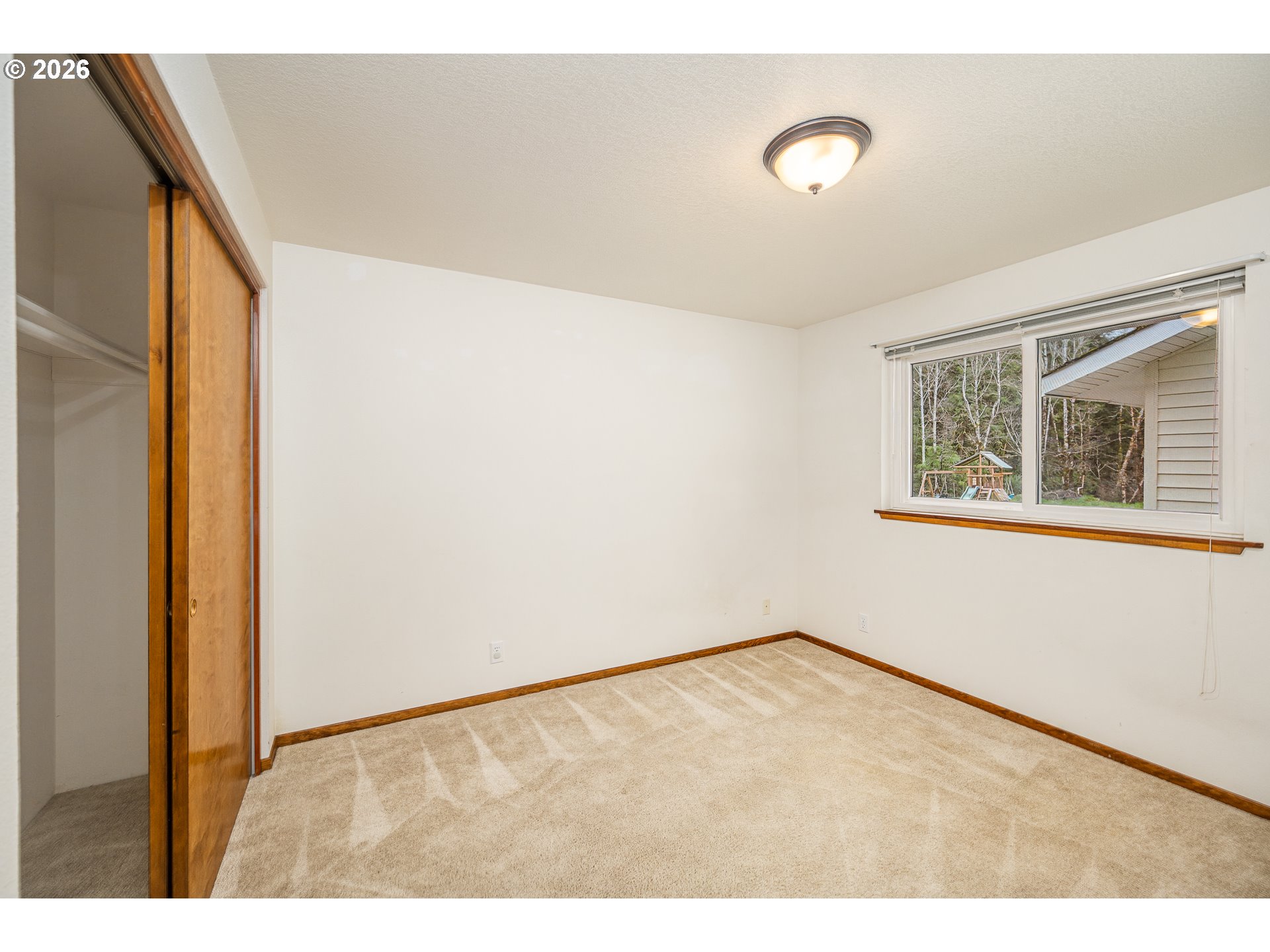 3220 31st Street Florence, OR 97439 - Photo 15 of 41