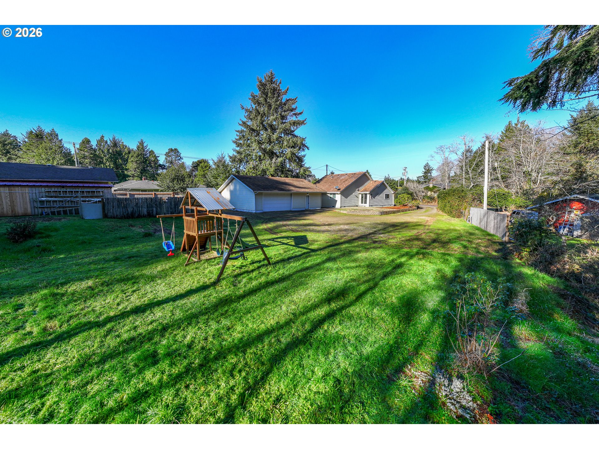 3220 31st Street Florence, OR 97439 - Photo 35 of 41