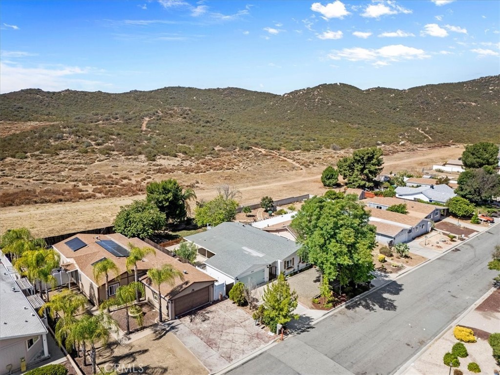 24835 Split Rail Road Wildomar, CA 92595 - Photo 31 of 36 Nature is calling!