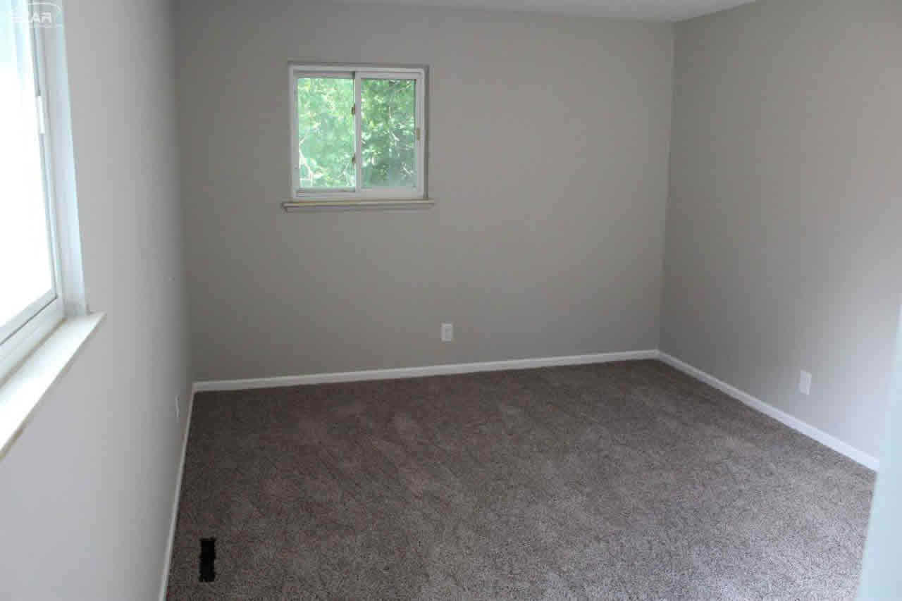 8139 Torrey Road Grand Blanc, MI 48439 - Photo 11 of 30 21318252-10.JPG