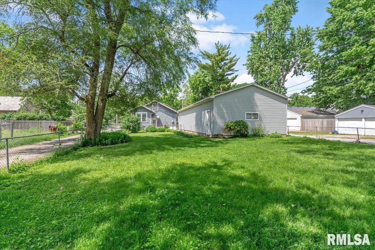 730 West Ash Street Springfield, IL 62704 - Photo 32 of 35