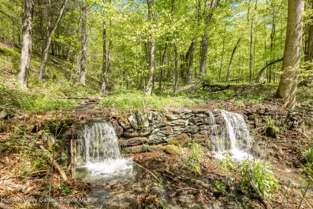 $875,000 | 400 Overlook Drive, Hillsdale, NY 12529