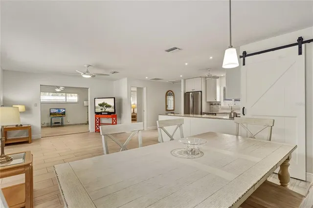 $685,000 | 1900 Benjamin Franklin Drive, Unit V12, Sarasota, FL 34236