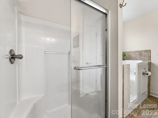 $3,250 | 14 Hildebrand Street, Asheville, NC 28801