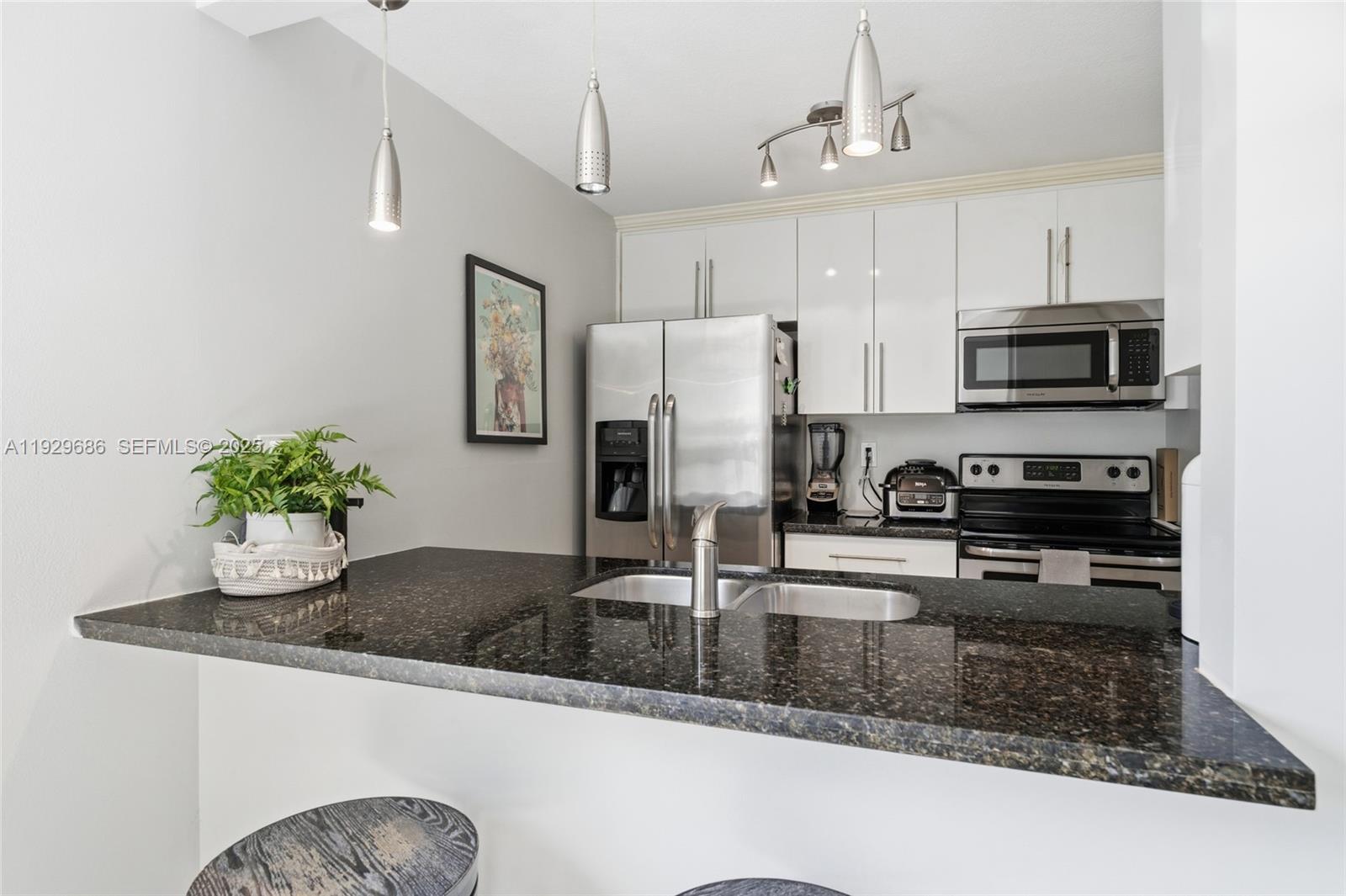 2160 Southwest 16th Avenue, Unit 120 Miami, FL 33145 - Photo 11 of 31 Totally renovated kitchen