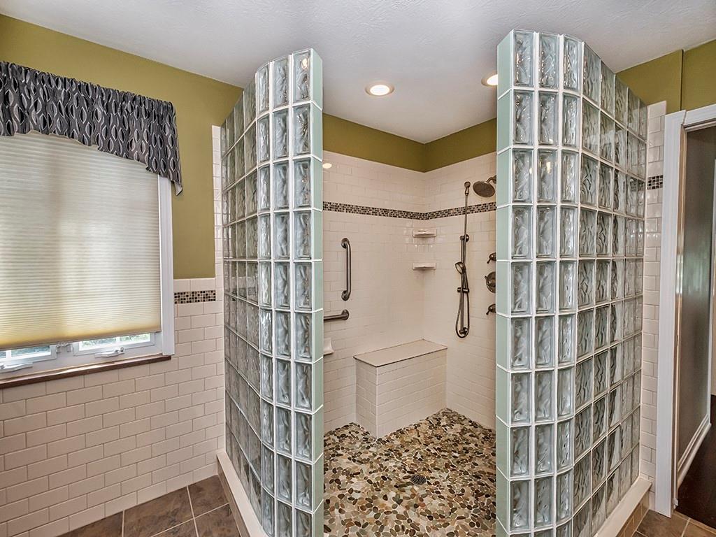 445 Arden Road Pittsburgh, PA 15216 - Photo 14 of 21 Gallery Image 14