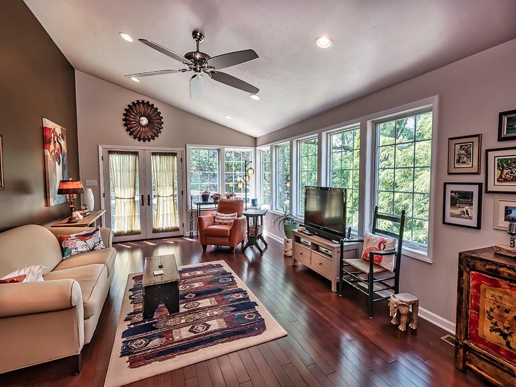 445 Arden Road Pittsburgh, PA 15216 - Photo 9 of 21 Gallery Image 9