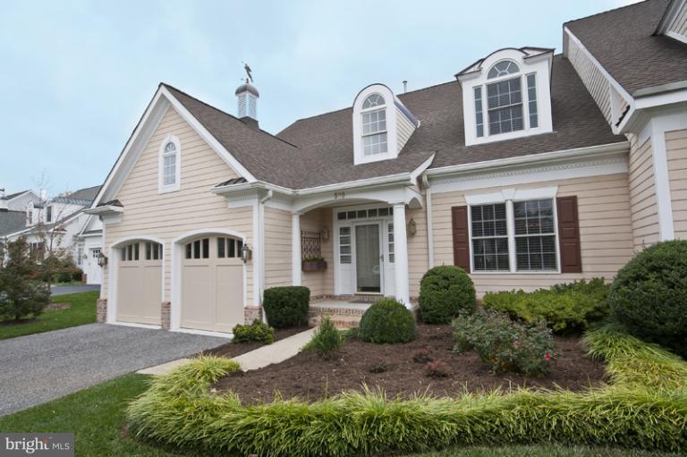 Exquisite Patio Home!