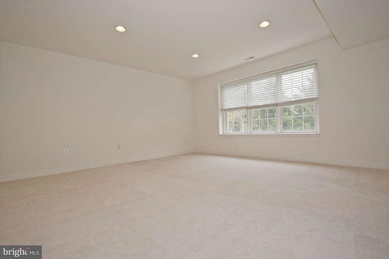 509 Hawkshead Road Lutherville-Timonium, MD 21093 - Photo 29 of 30 Bedroom