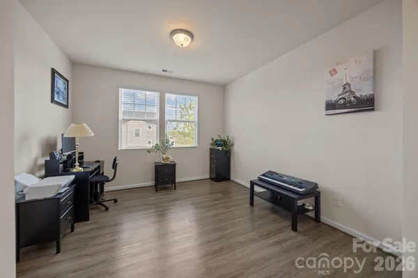 $439,900 | 7902 Meridale Forest Drive, Charlotte, NC 28269