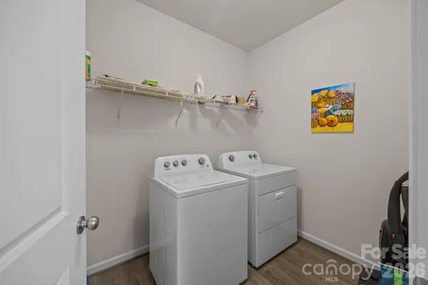 $439,900 | 7902 Meridale Forest Drive, Charlotte, NC 28269