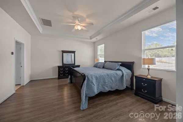 $439,900 | 7902 Meridale Forest Drive, Charlotte, NC 28269