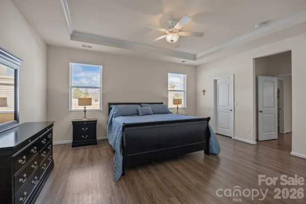 $439,900 | 7902 Meridale Forest Drive, Charlotte, NC 28269