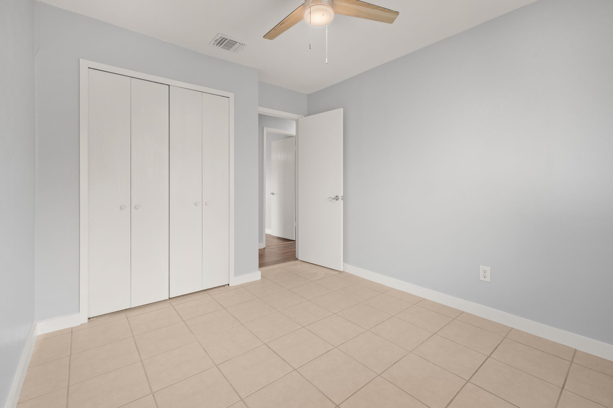 3917 Leafield Drive Austin, TX 78749 - Photo 18 of 40 Bedroom # 2