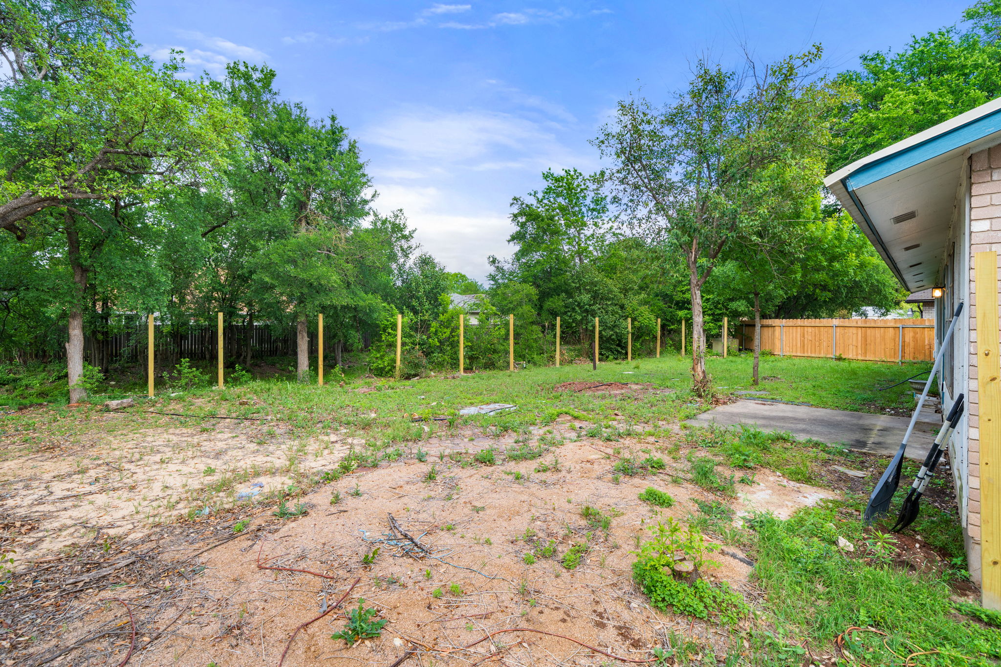 3917 Leafield Drive Austin, TX 78749 - Photo 36 of 40 Privacy wood fence will be installd