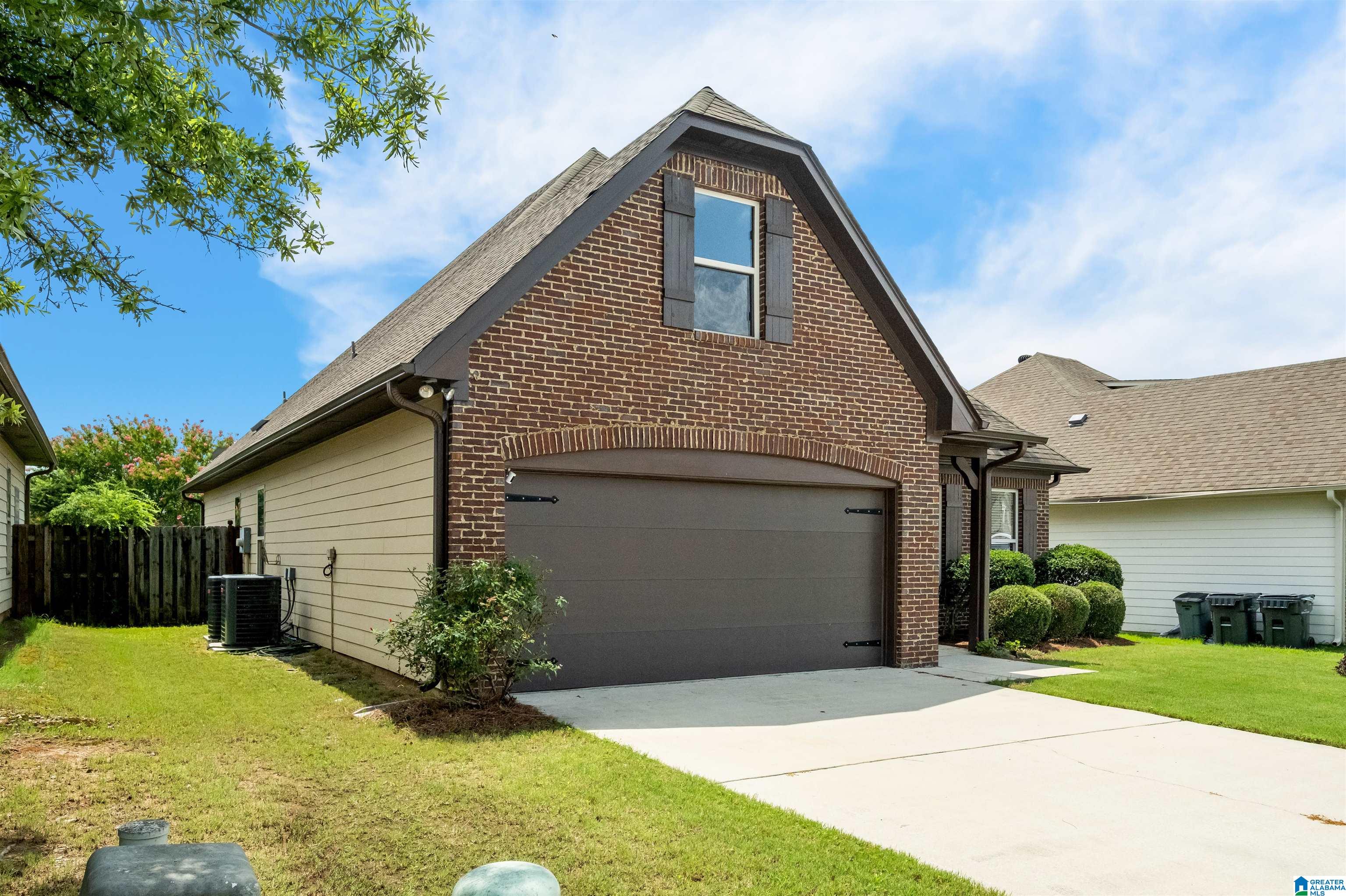 1012 Valhalla Way Calera, AL 35040 - Photo 4 of 39