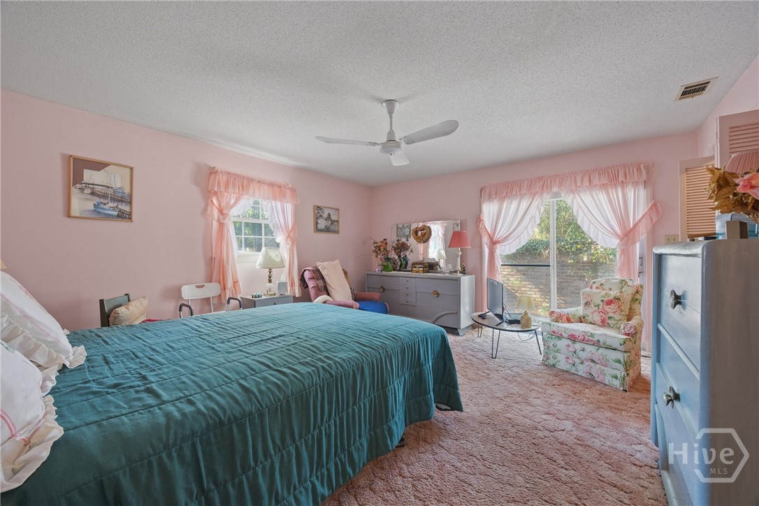 313 Wellington Road Savannah, GA 31410 - Photo 14 of 34 Primary bedroom