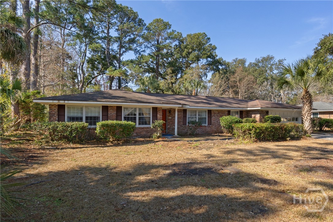 313 Wellington Road Savannah, GA 31410 - Photo 33 of 34 Curb view original