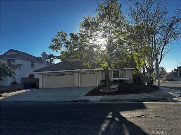 $3,500 | 44559 Aspen Street, Lancaster, CA 93535