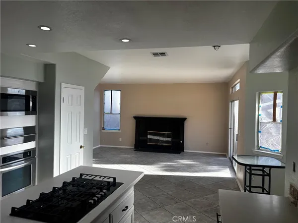 $3,500 | 44559 Aspen Street, Lancaster, CA 93535