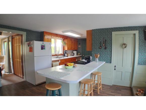 264 Dustin Tavern Road Weare, NH 03281 - Photo 5 of 35