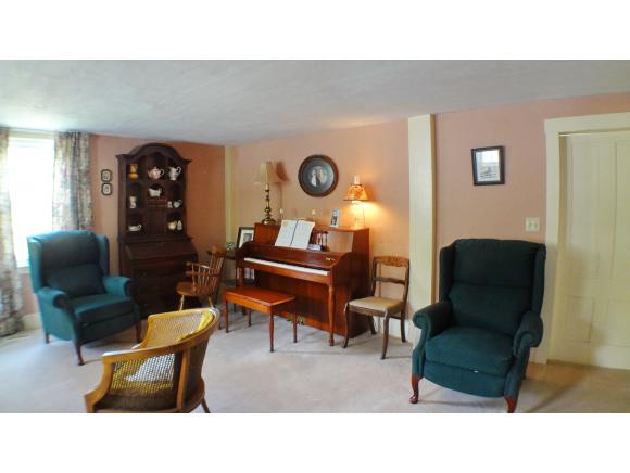 264 Dustin Tavern Road Weare, NH 03281 - Photo 10 of 35