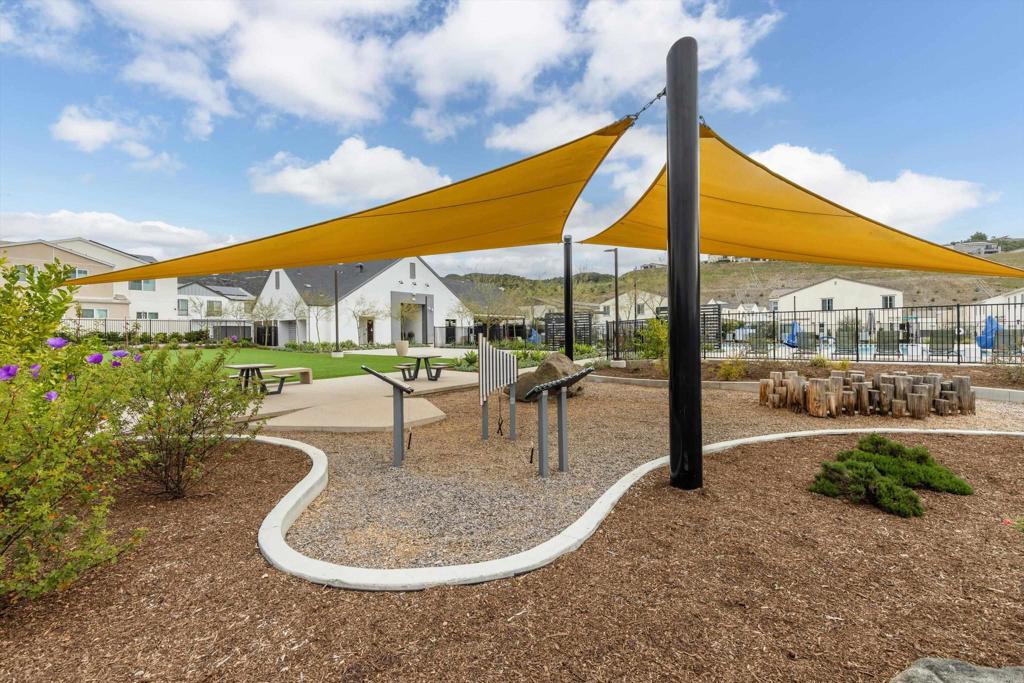 227 Canopy Trails Place Fallbrook, CA 92028 - Photo 57 of 66