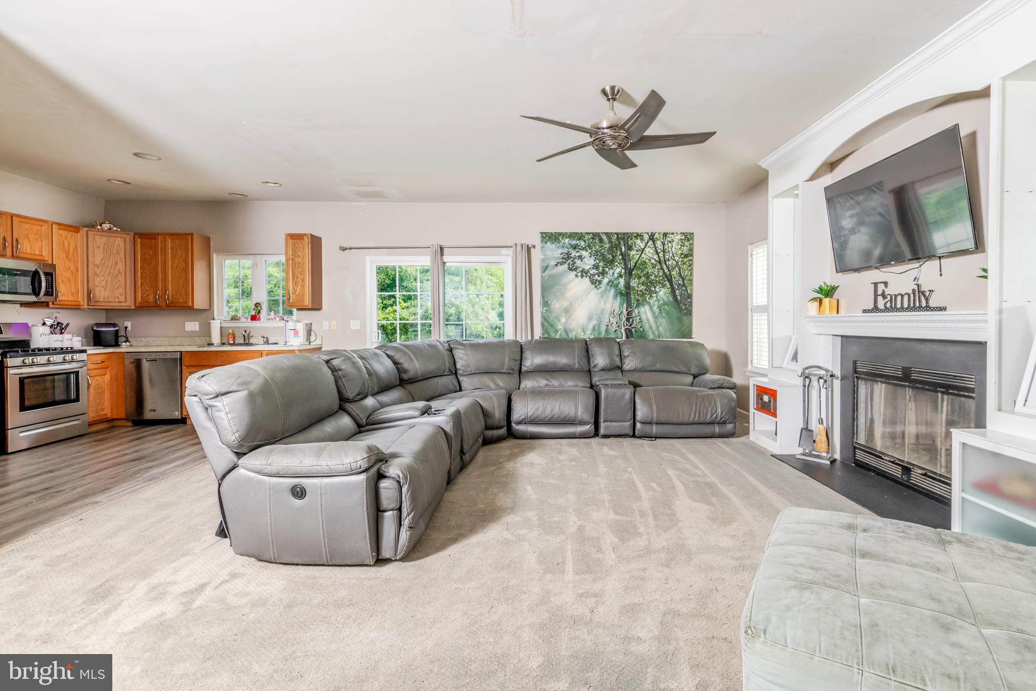 60 Centennial Drive Hammonton, NJ 08037 - Photo 5 of 24