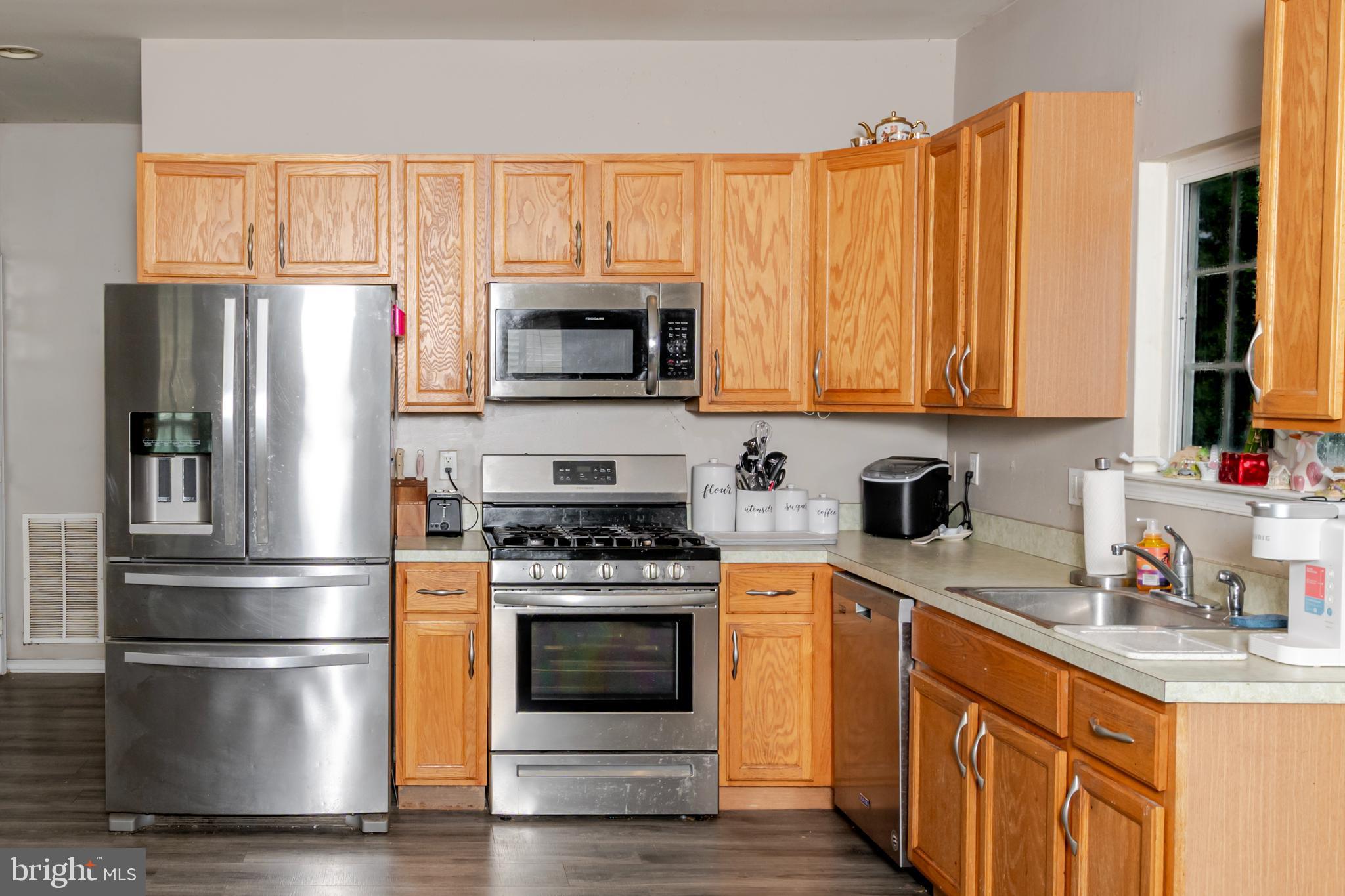 60 Centennial Drive Hammonton, NJ 08037 - Photo 9 of 24