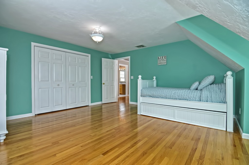 95 Autumn Road Wrentham, MA 02093 - Photo 24 of 29 Gallery Image 24
