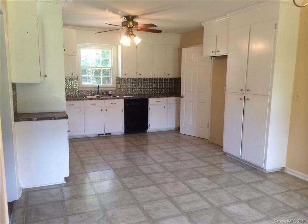 6900 Plainview Road, Unit 34 Monroe, NC 28110 - Photo 8 of 14 Gallery Image 8