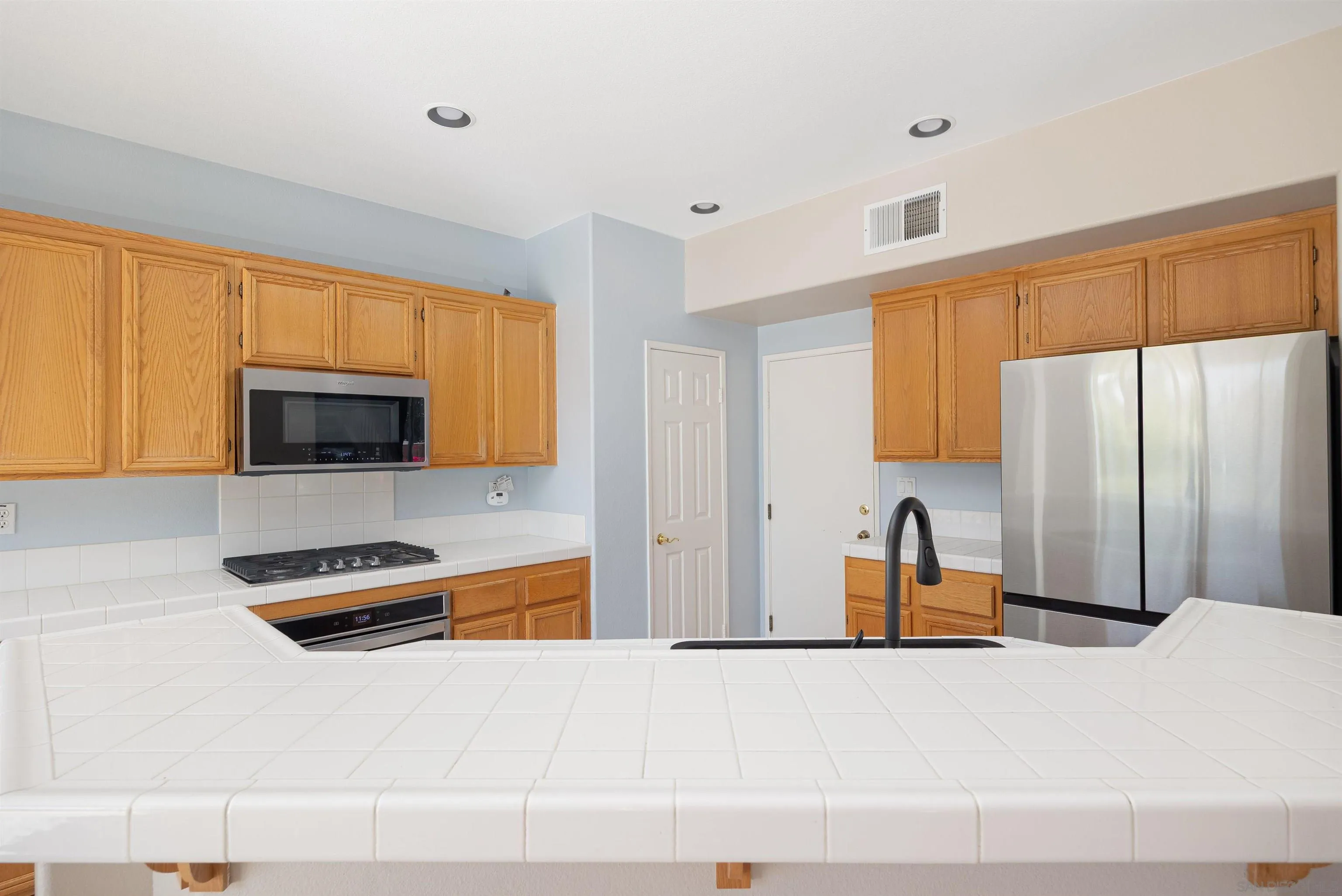 1201 Santa Lucia Road Chula Vista, CA 91913 - Photo 10 of 38 Gallery Image 10