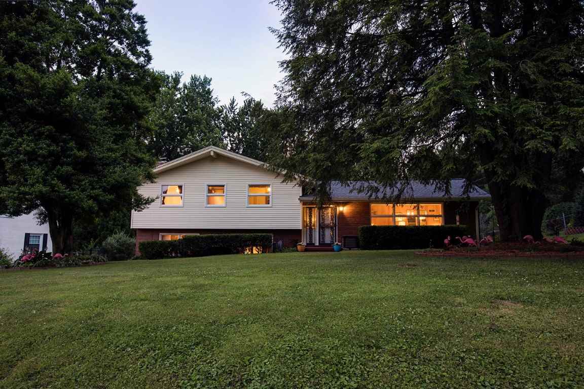 6515 Newburgh Road Evansville, IN 47715 - Photo 1 of 36 Gallery Image 1