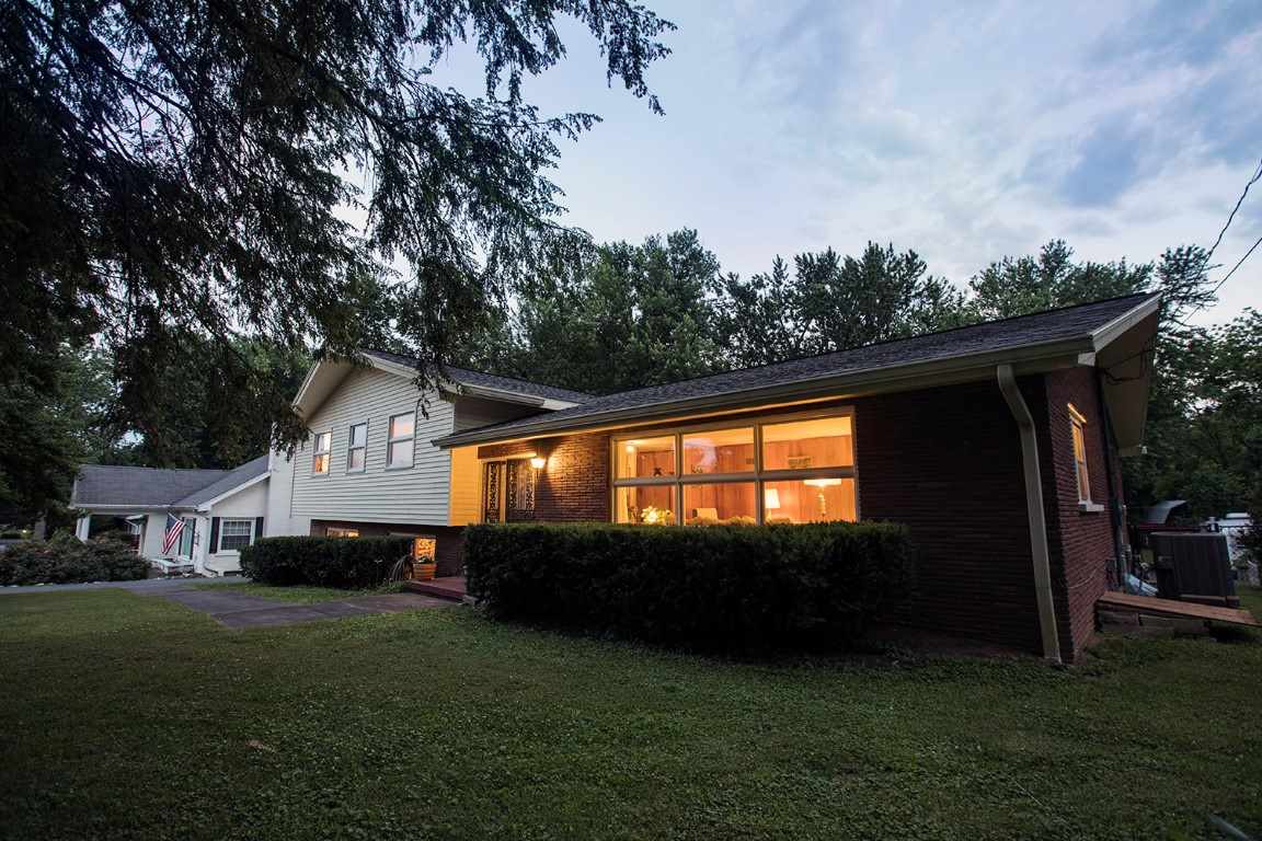6515 Newburgh Road Evansville, IN 47715 - Photo 2 of 36 Gallery Image 2