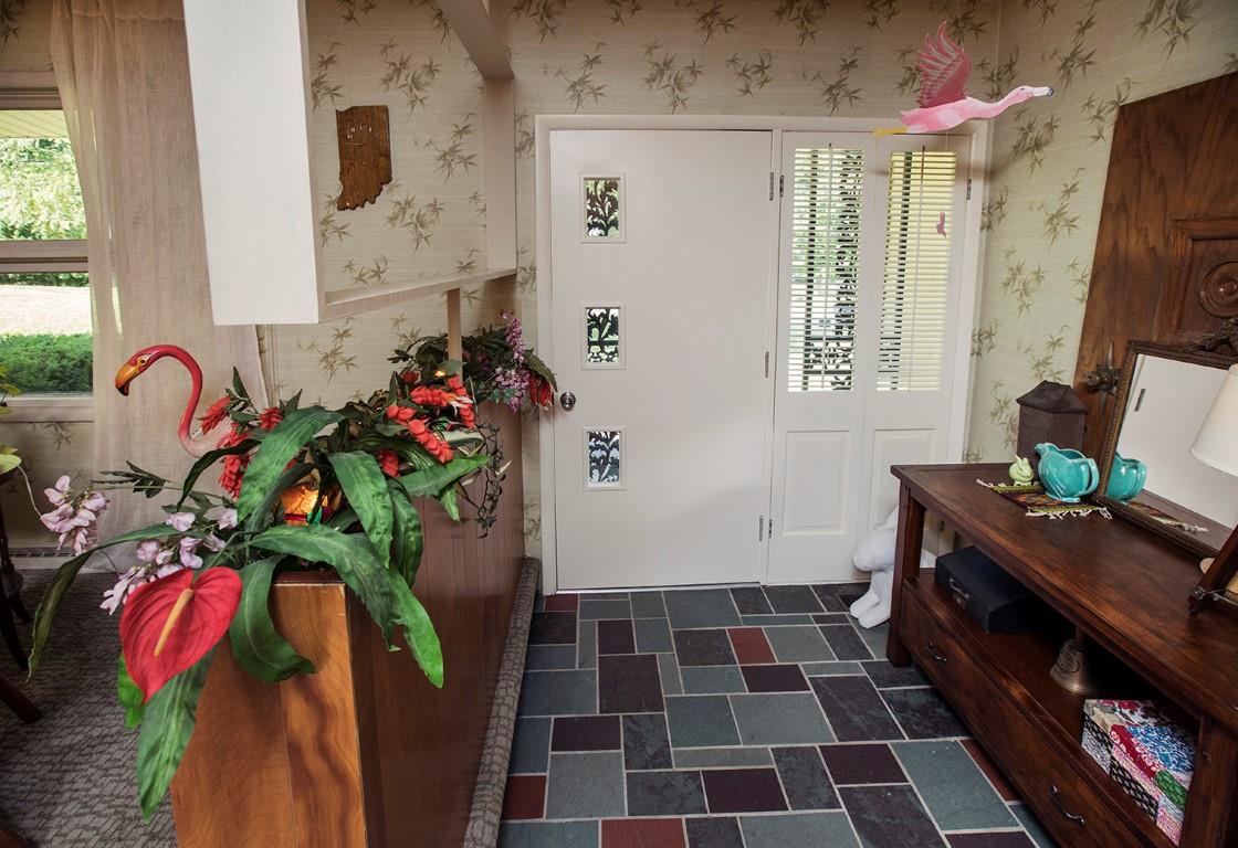 6515 Newburgh Road Evansville, IN 47715 - Photo 3 of 36 Gallery Image 3