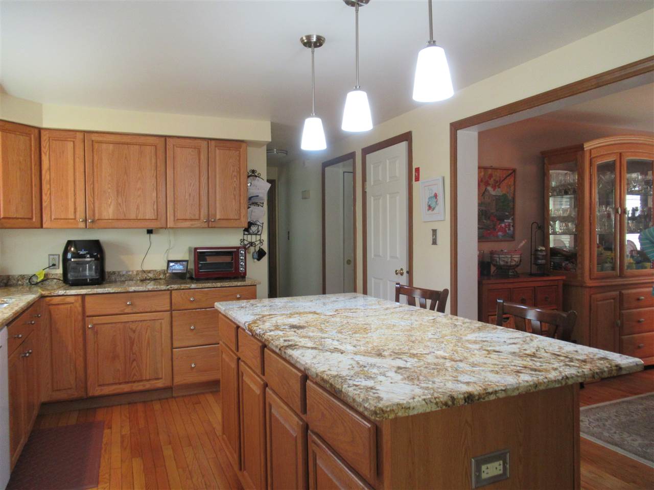 125 Dorr Drive Rutland, VT 05701 - Photo 5 of 34