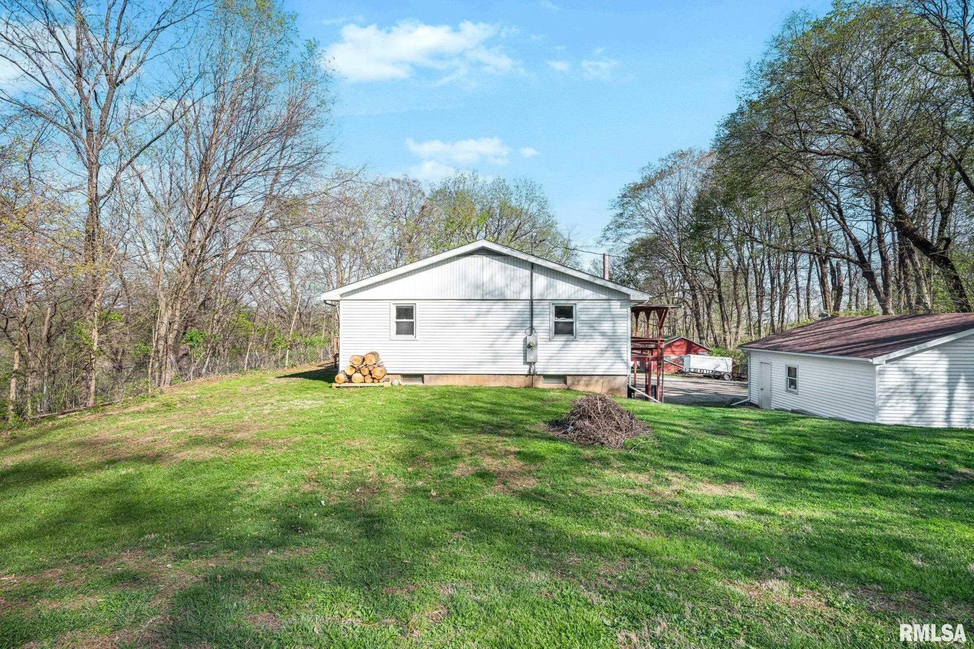 22588 North Creek Road Canton, IL 61520 - Photo 33 of 50