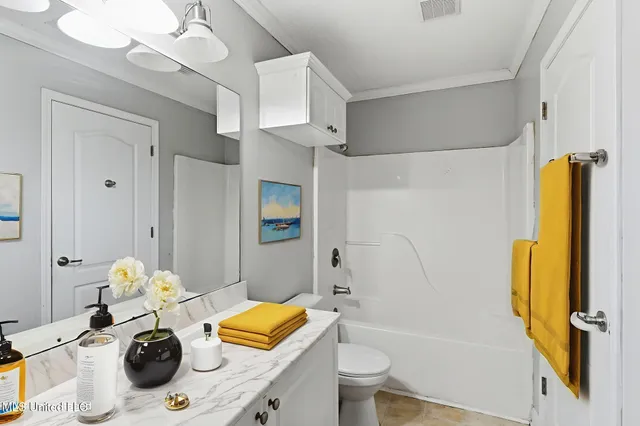 $179,000 | 174 Hawthorne Drive, Hattiesburg, MS 39402