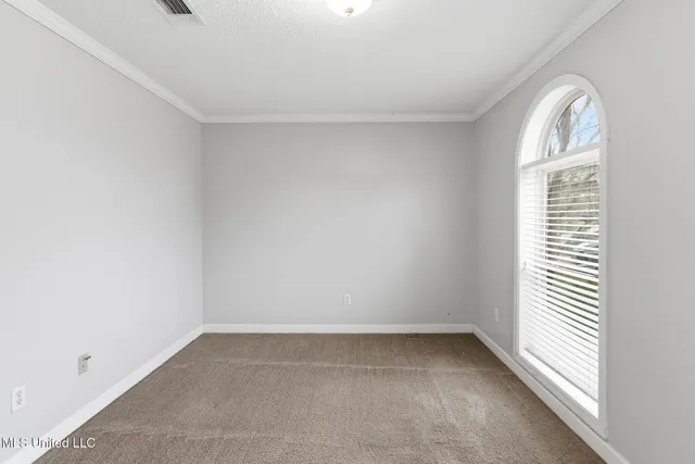 $179,000 | 174 Hawthorne Drive, Hattiesburg, MS 39402