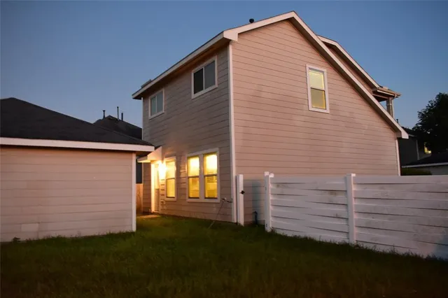 $1,700 | 6202 Provident Green Drive, Katy, TX 77449