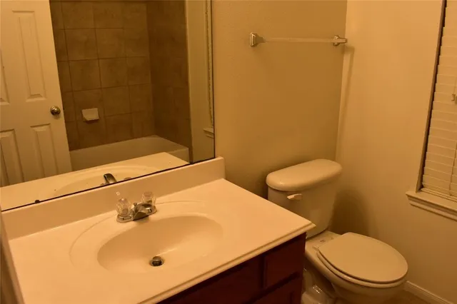 $1,700 | 6202 Provident Green Drive, Katy, TX 77449