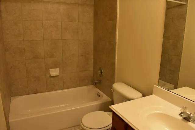 $1,700 | 6202 Provident Green Drive, Katy, TX 77449