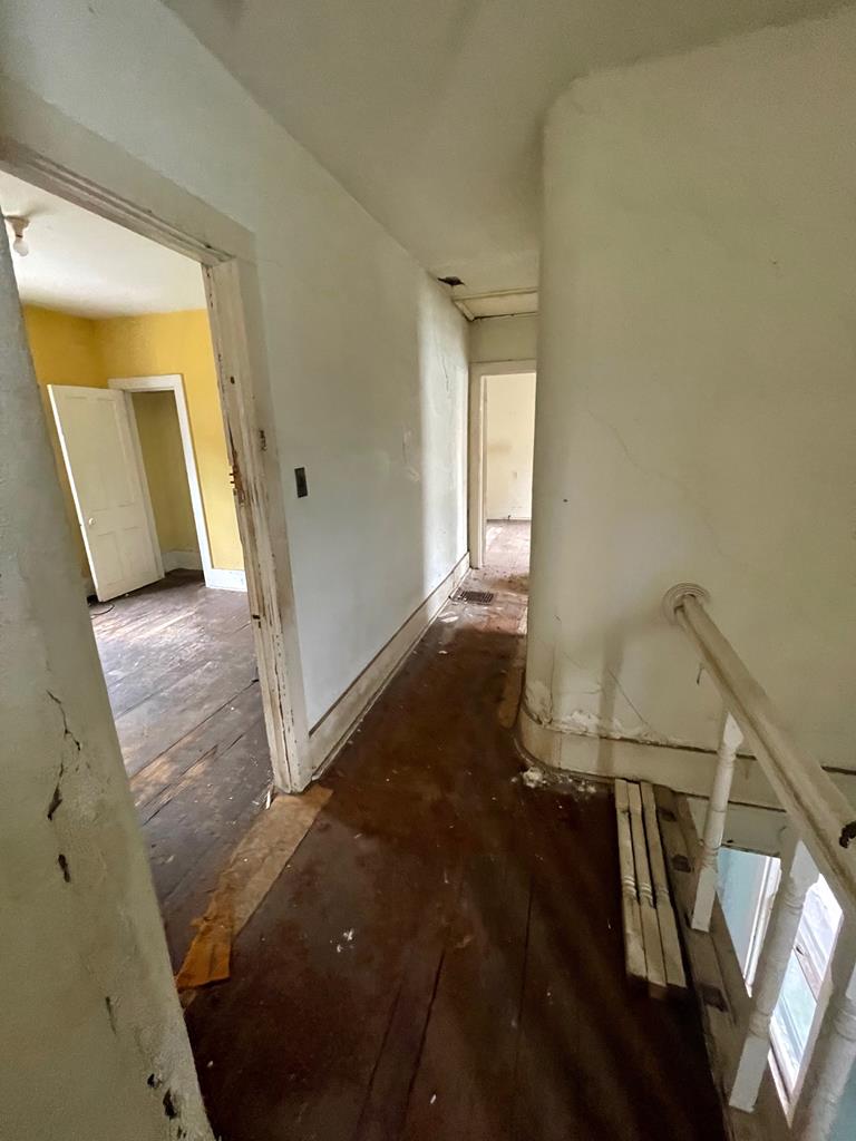 723 13th Street Franklin, PA 16323 - Photo 3 of 14