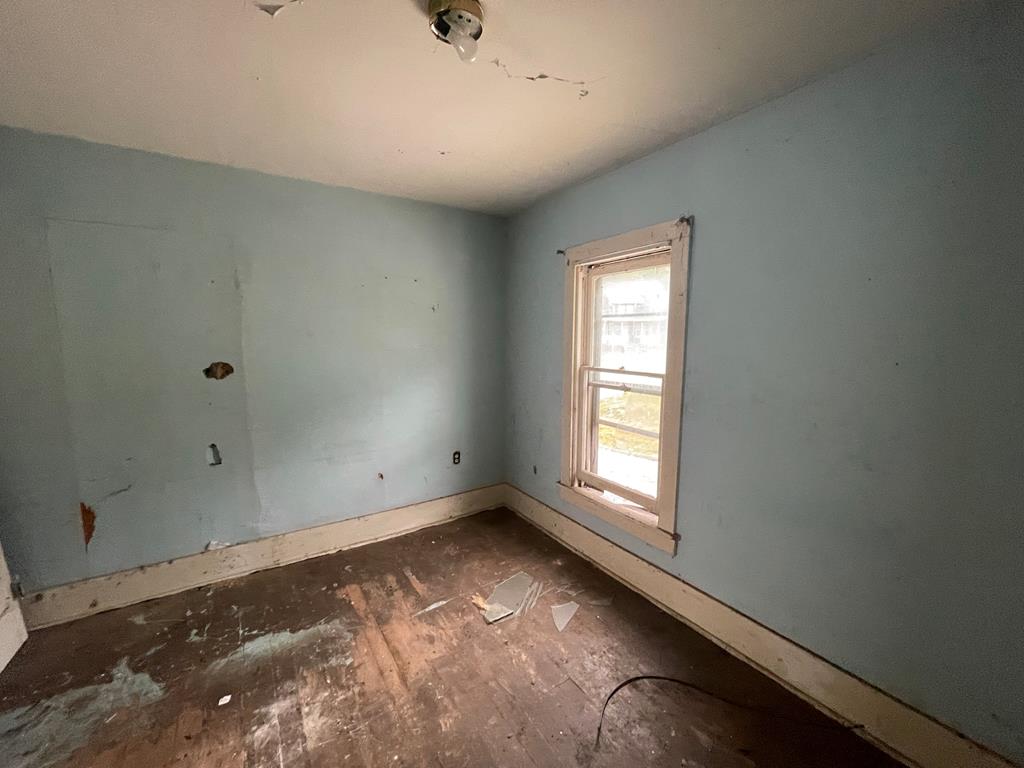 723 13th Street Franklin, PA 16323 - Photo 4 of 14