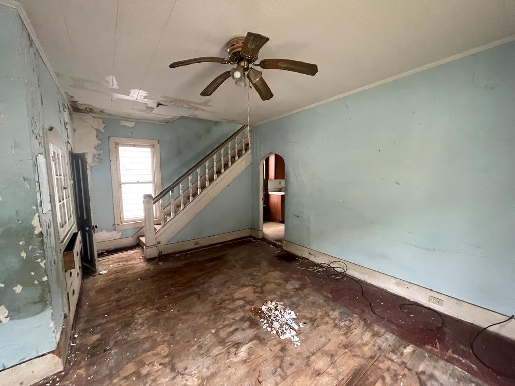 723 13th Street Franklin, PA 16323 - Photo 9 of 14