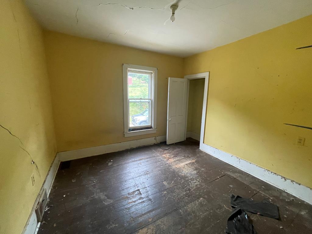 723 13th Street Franklin, PA 16323 - Photo 10 of 14