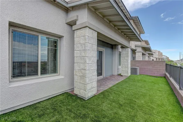 $2,710 | 600 Carriage Hill Drive, Unit 1123, Las Vegas, NV 89138